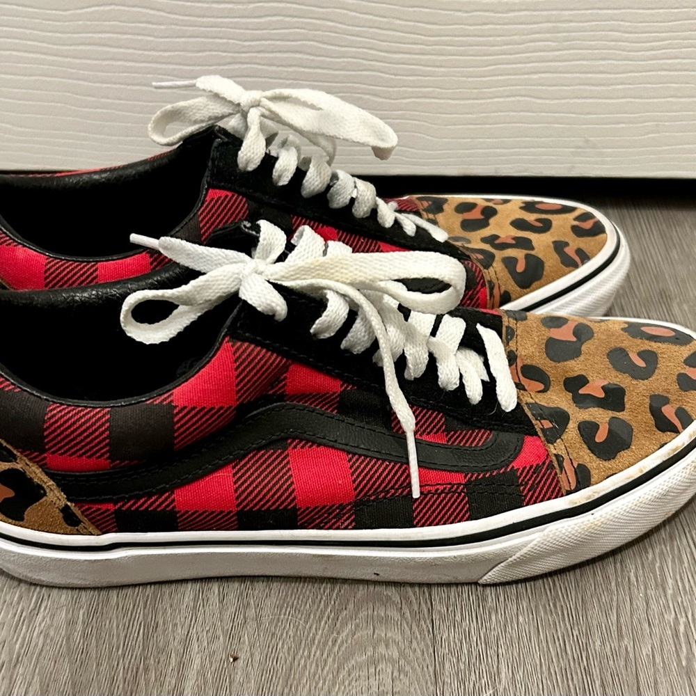 Vans - Picture 4 of 4